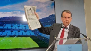 PENSADORES DESLENGUADOS Y SIN CORAZÓN